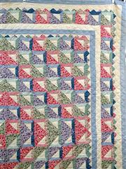 VTG QUEEN SIZE COTTON HANDMADE AND MACHINE CRAFTED MULTICOLORED PATCHWORK QUILT